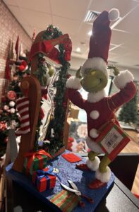 *”Wonderful, awful idea” grinch, 31cms, dr Seuss and Possible Dreams collectible