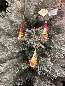 *Jim Shore Collectible- set of 3 8CM Grinch GNOME hanging ornament