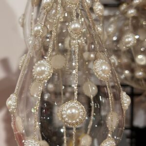 *TEARDROP BAUBLE WITH PEARLS AND GOLD GLITTER